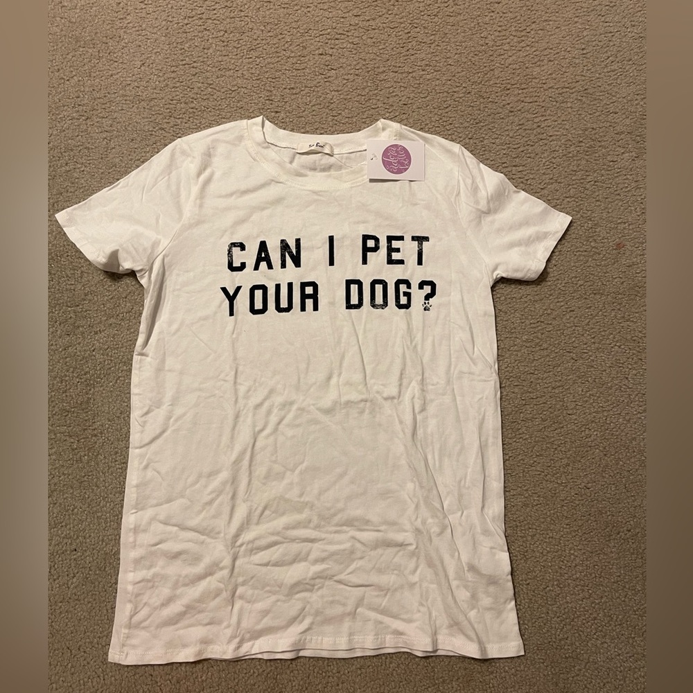 Graphic tee